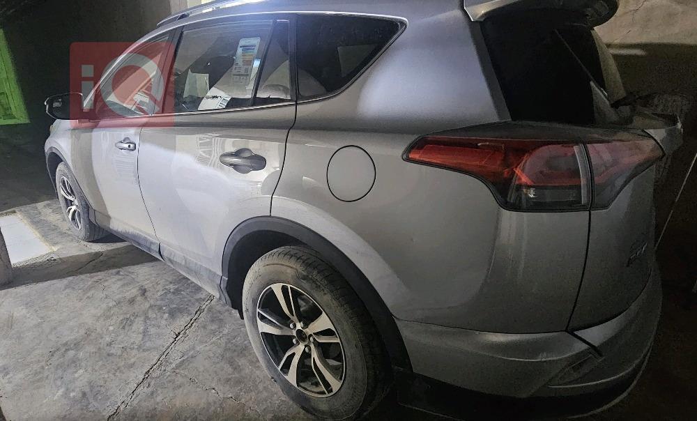 تويوتا راف 4